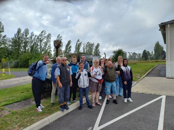 Antoine welcomes the association Le Compagnon Blanc from Lille (present for 15 days to discover Châteauroux and its region)